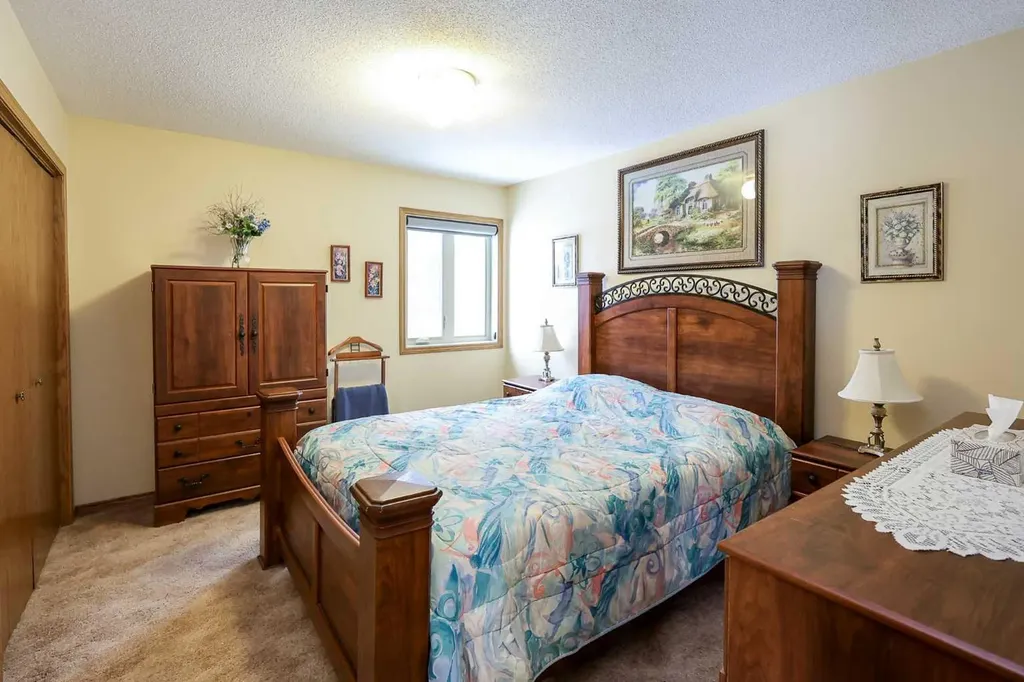 27501 Township Road 374 Rural Red Deer County AB T5S 2B1