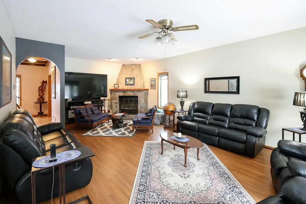 27501 Township Road 374 Rural Red Deer County AB T5S 2B1