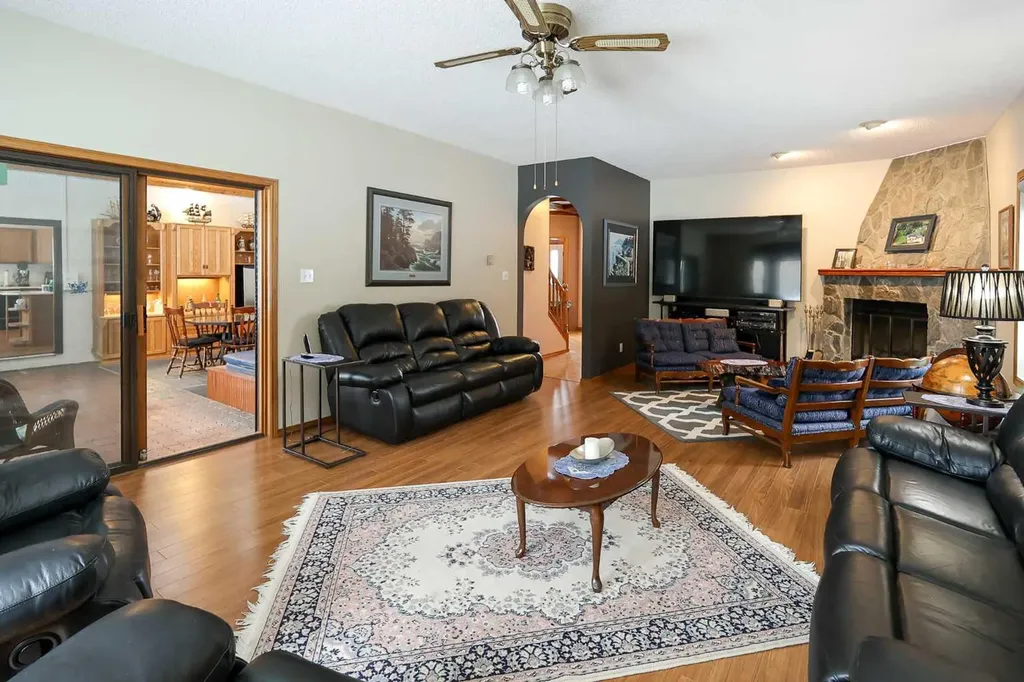 27501 Township Road 374 Rural Red Deer County AB T5S 2B1