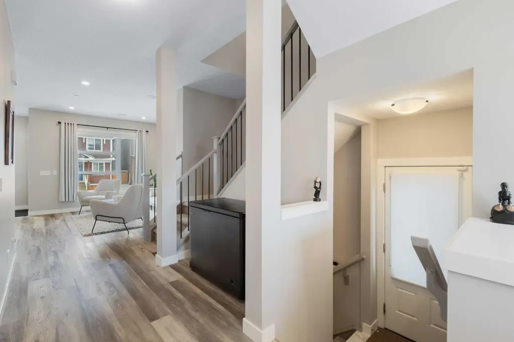 45 Howse Street NE Calgary AB T3P 0V8
