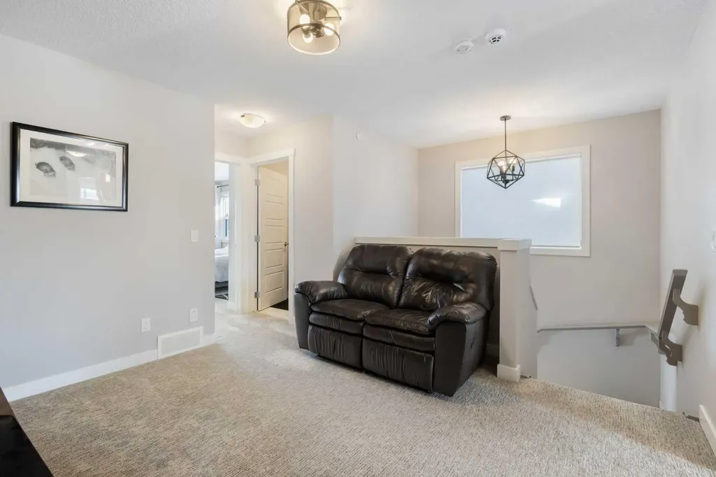 45 Howse Street NE Calgary AB T3P 0V8