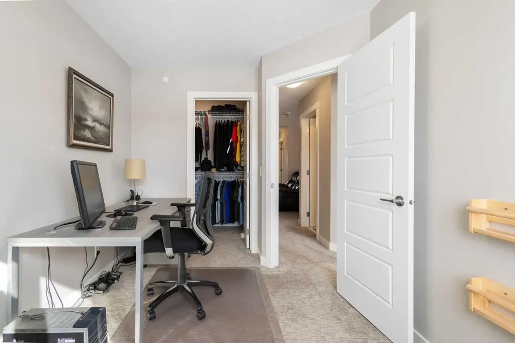 45 Howse Street NE Calgary AB T3P 0V8