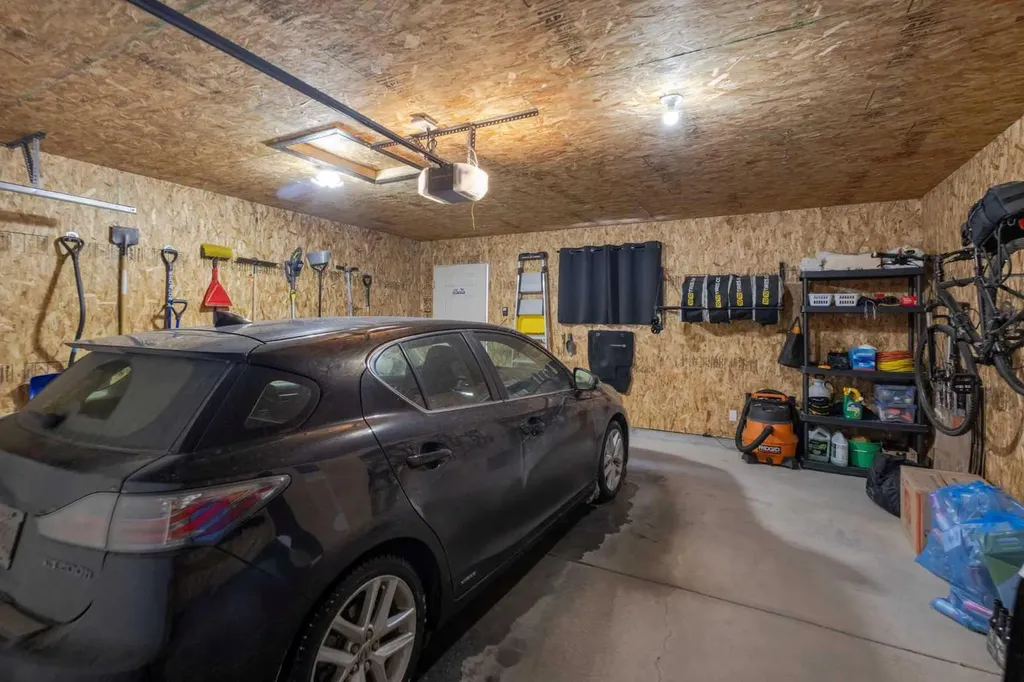 45 Howse Street NE Calgary AB T3P 0V8