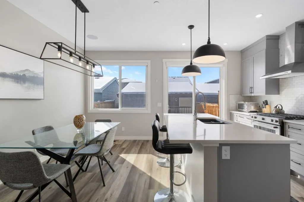 45 Howse Street NE Calgary AB T3P 0V8