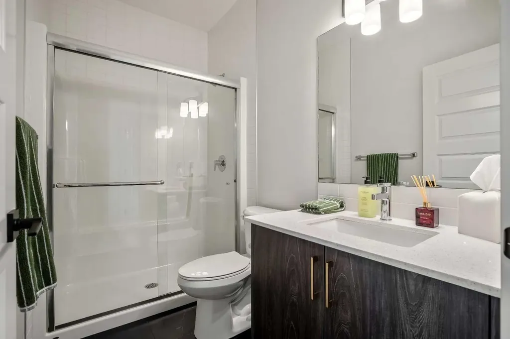 3085 Key Drive SW Airdrie AB T4B 5T1