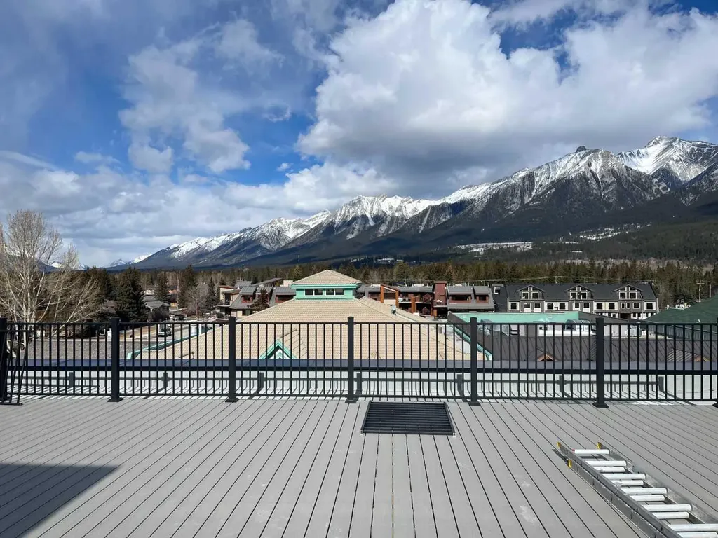 825 8th Street Canmore AB T1W 2B7