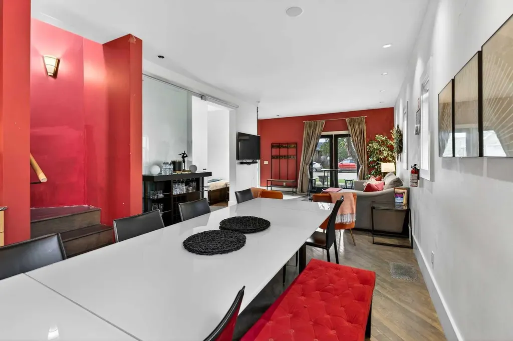 714 7 Avenue NE Calgary AB T2E 0N5