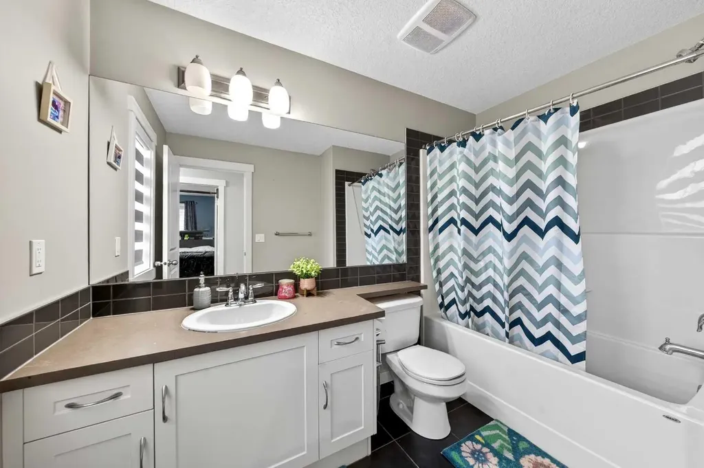 148 Walden Square SE Calgary AB T2X 0R9