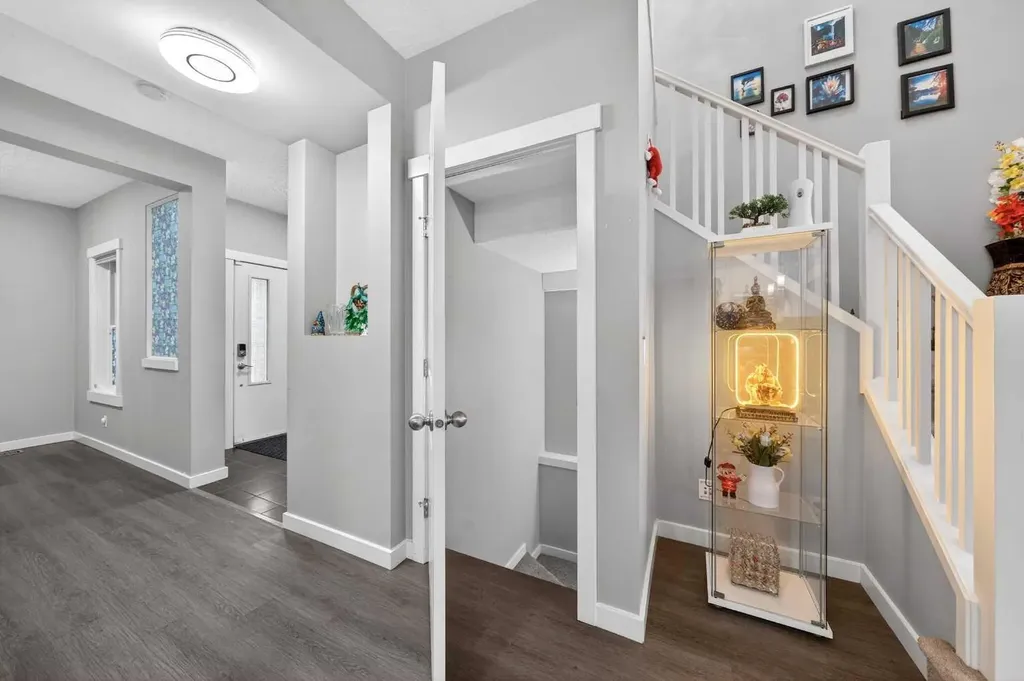 148 Walden Square SE Calgary AB T2X 0R9