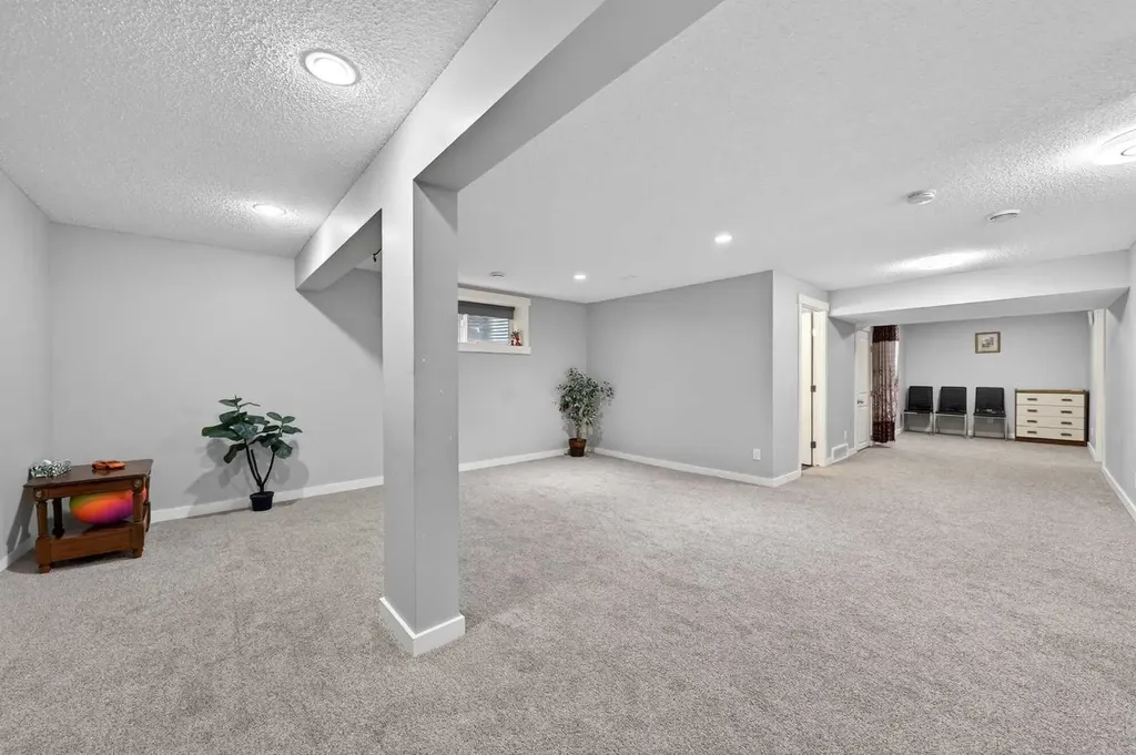 148 Walden Square SE Calgary AB T2X 0R9