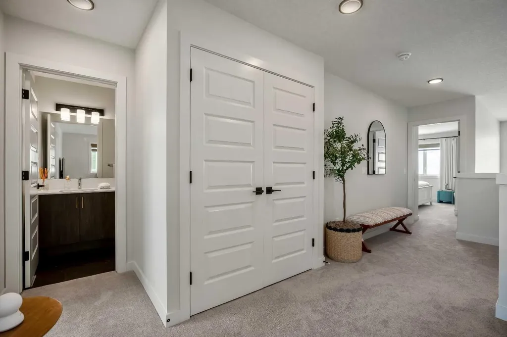 3081 Key Drive SW Airdrie AB T4B 5T1