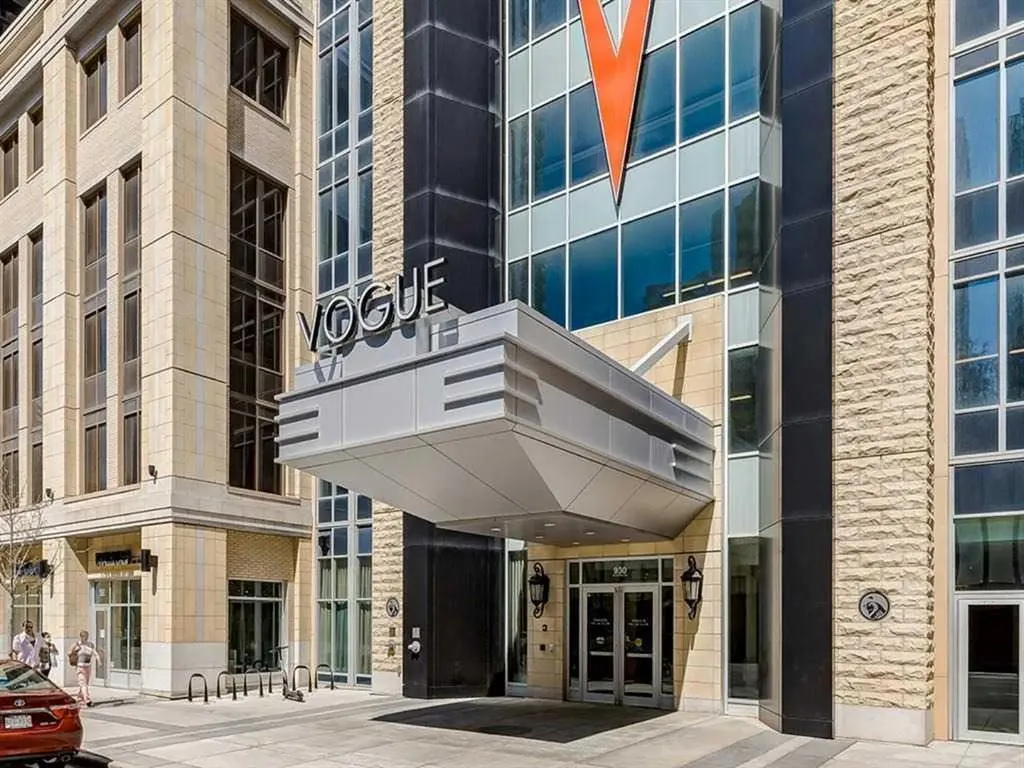930 6 Avenue SW Calgary AB T2P1J3