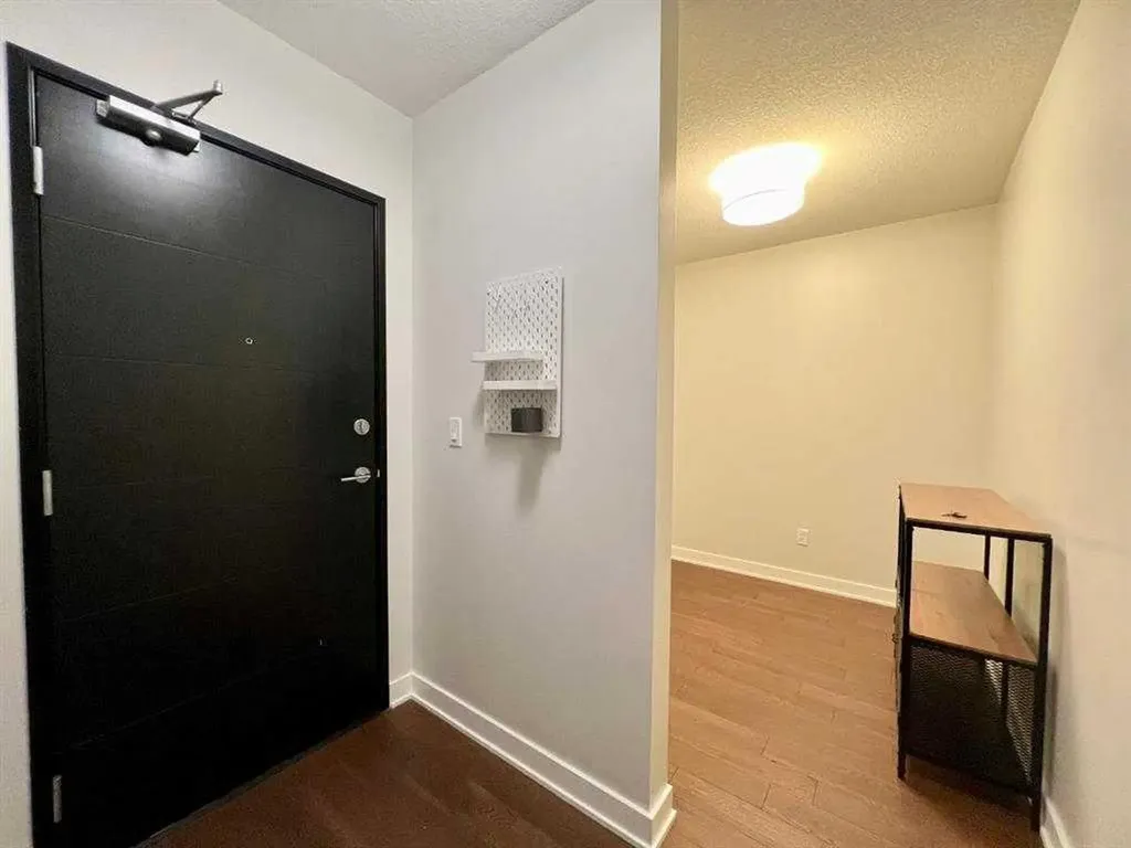 930 6 Avenue SW Calgary AB T2P1J3