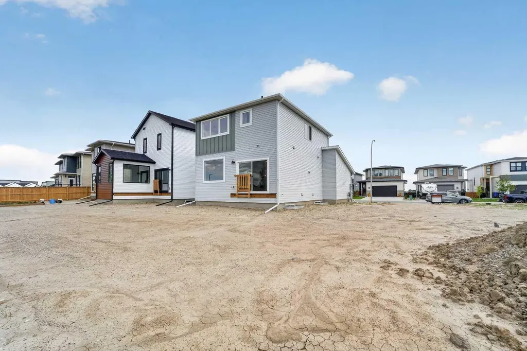 4517 31 Avenue S Lethbridge AB T1K 8J8