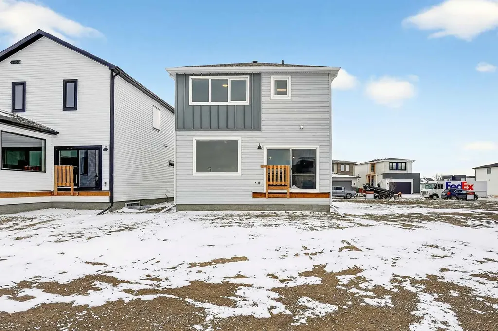 4517 31 Avenue S Lethbridge AB T1K 8J8