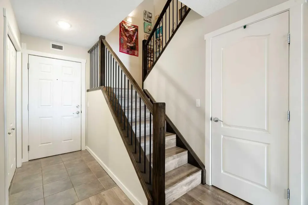 141 Mountain Street Cochrane AB T4C1Z5
