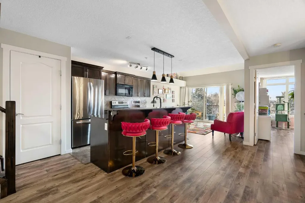 141 Mountain Street Cochrane AB T4C1Z5