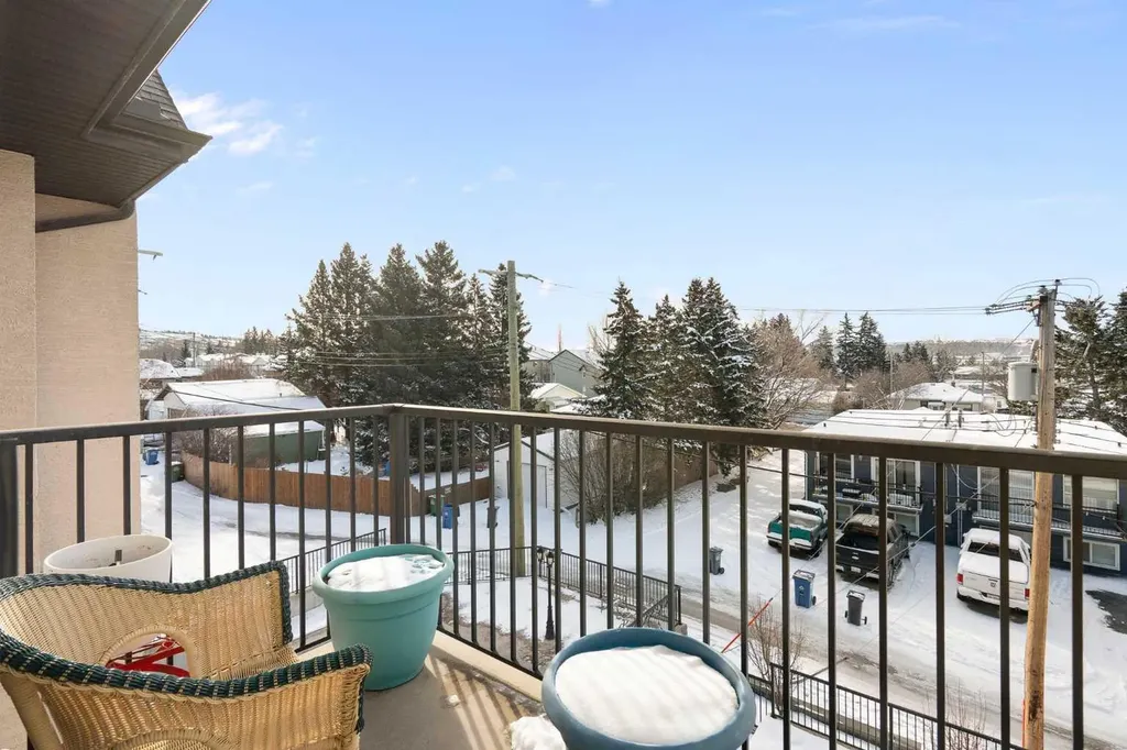 141 Mountain Street Cochrane AB T4C1Z5