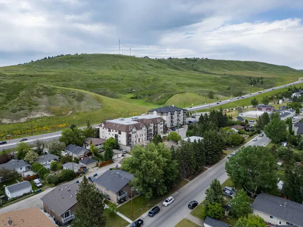 141 Mountain Street Cochrane AB T4C1Z5