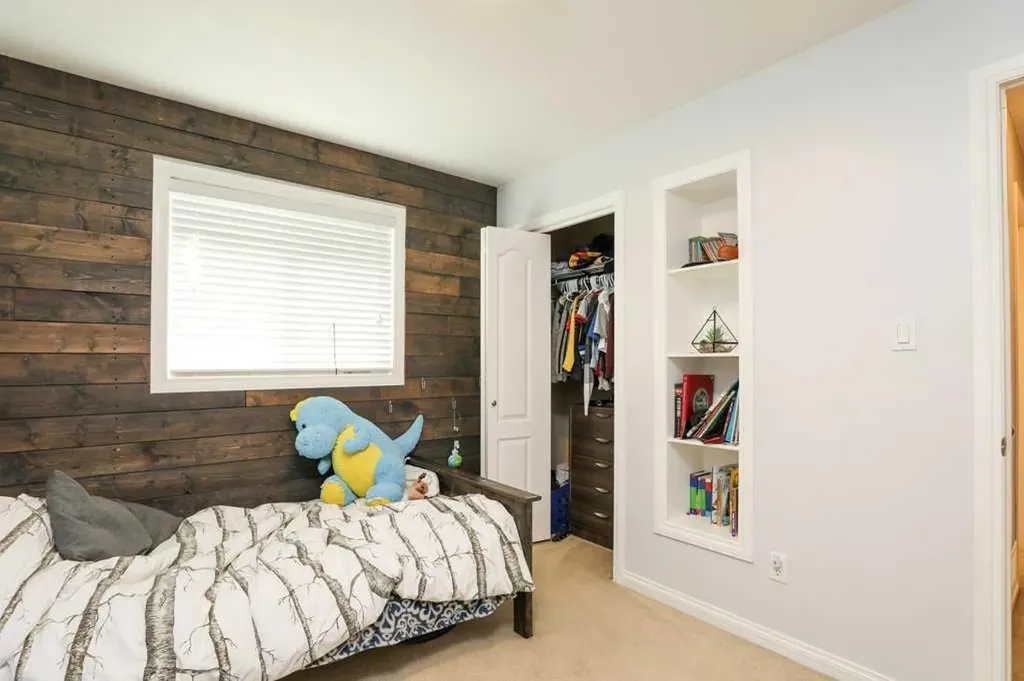 329 Grizzly Crescent N Lethbridge AB T1H 0E5