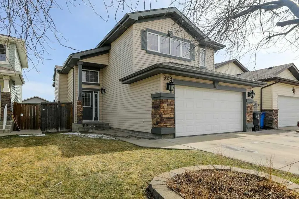 329 Grizzly Crescent N Lethbridge AB T1H 0E5