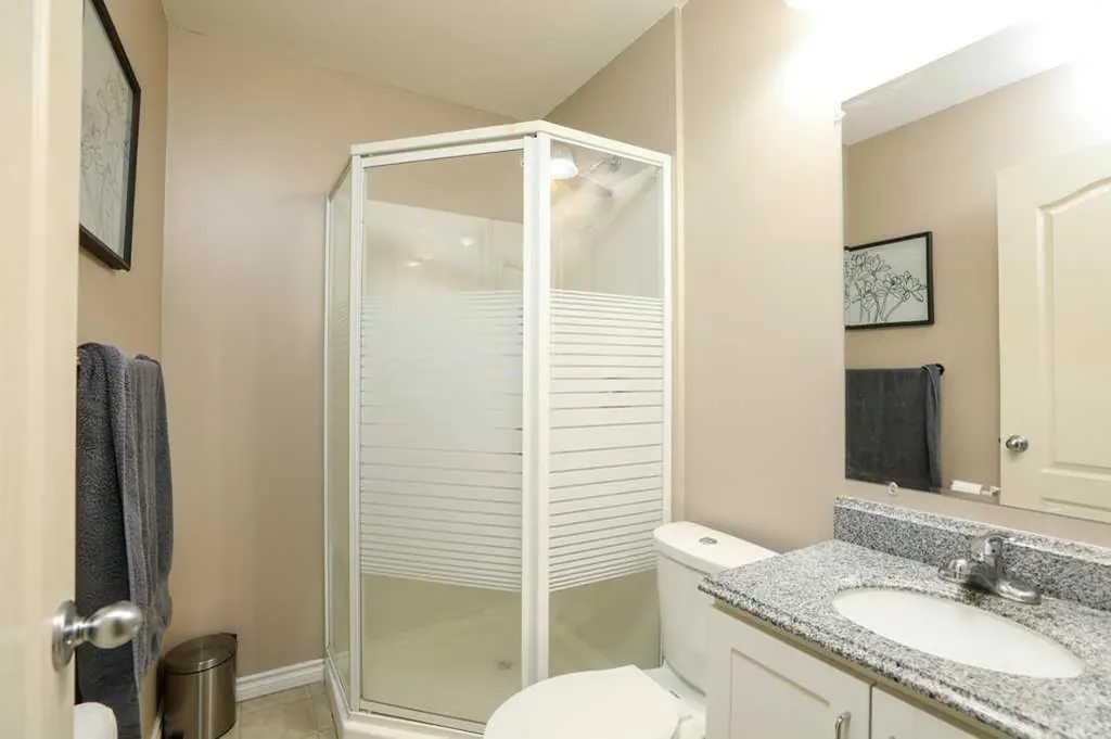329 Grizzly Crescent N Lethbridge AB T1H 0E5