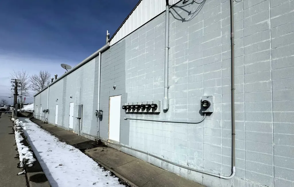 5946 3 Avenue Edson AB T7E1R8