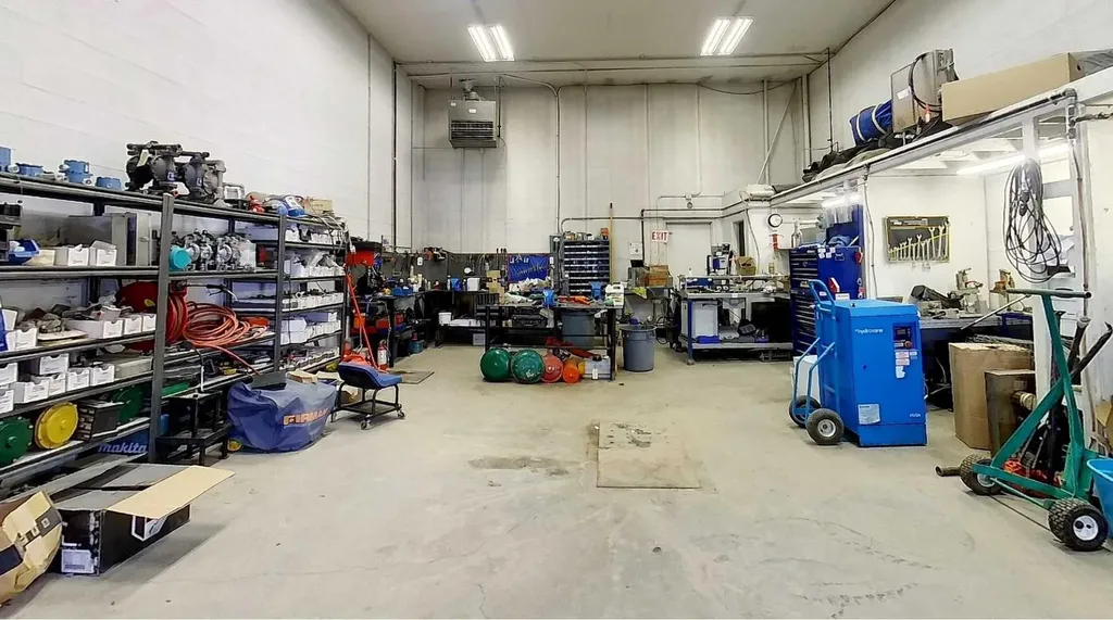 5946 3 Avenue Edson AB T7E1R8