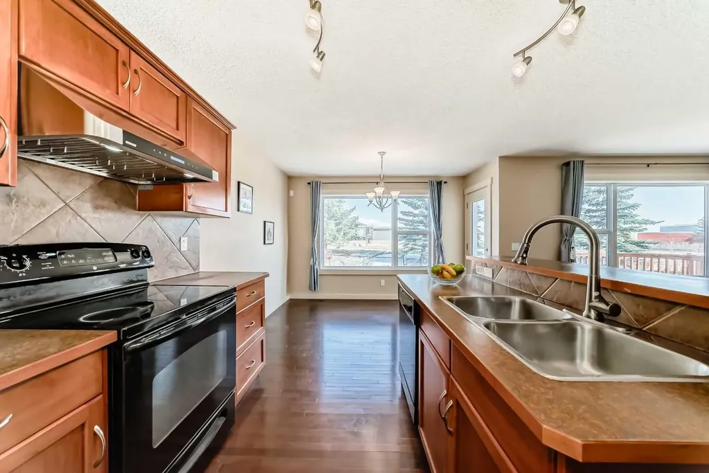 273 Silverado Plains Close SW Calgary AB T2X 0G6