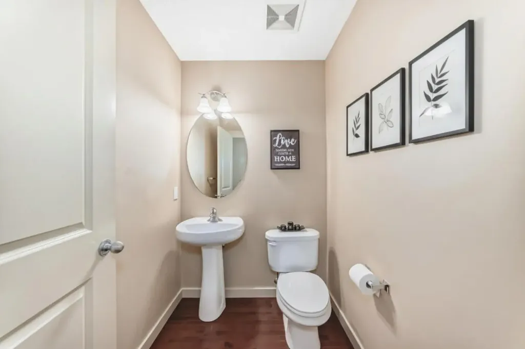 273 Silverado Plains Close SW Calgary AB T2X 0G6