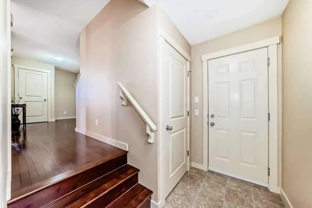 273 Silverado Plains Close SW Calgary AB T2X 0G6