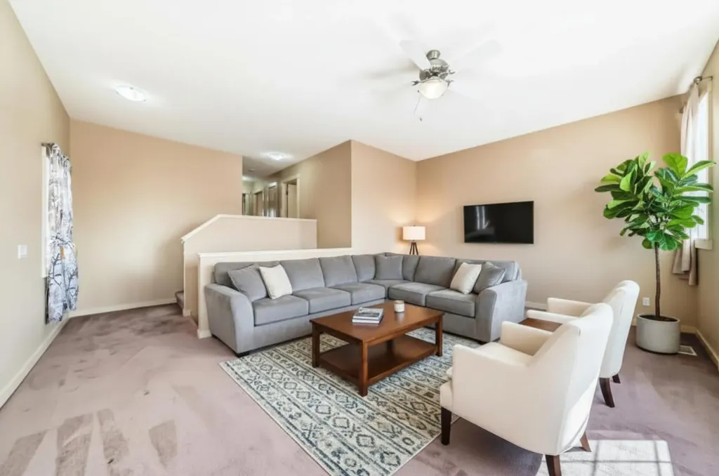 273 Silverado Plains Close SW Calgary AB T2X 0G6