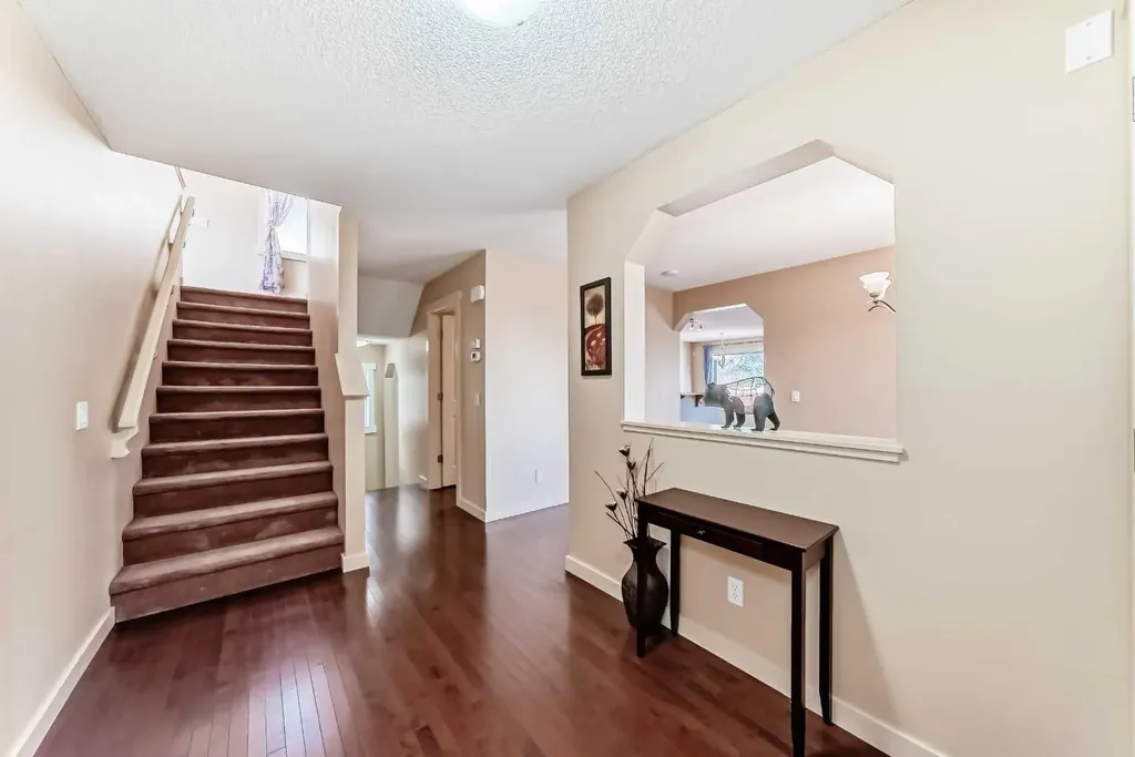273 Silverado Plains Close SW Calgary AB T2X 0G6