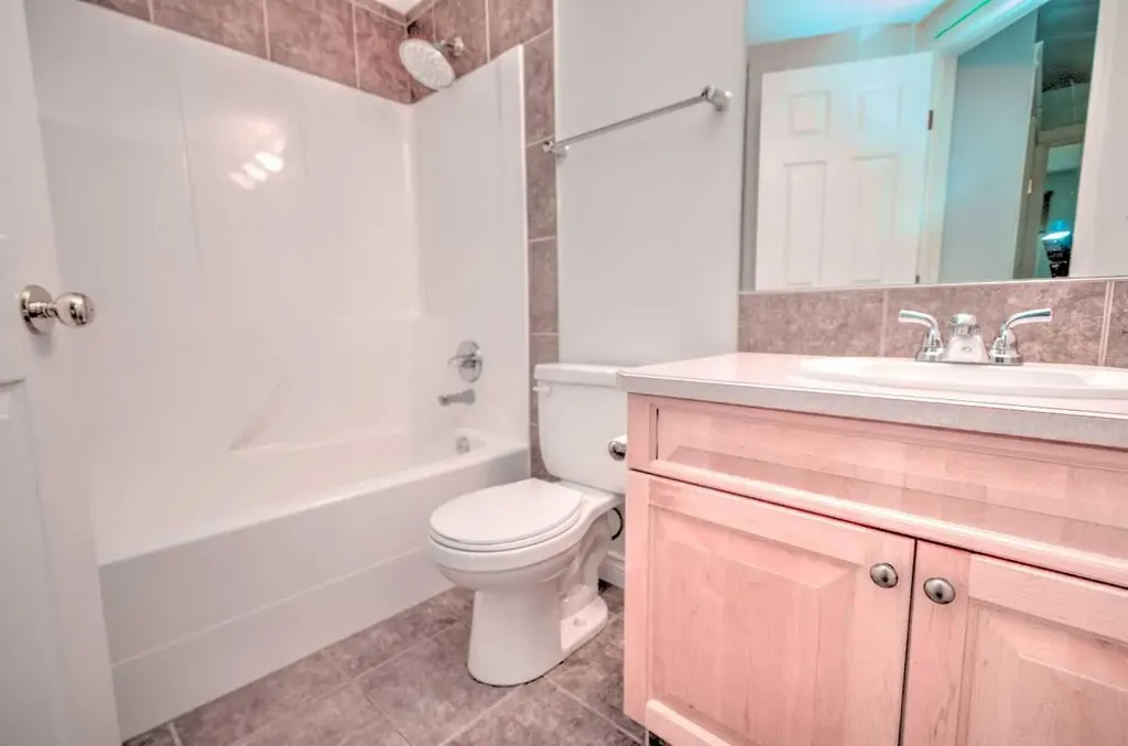 7451 Springbank Boulevard SW Calgary AB T3H 4K5