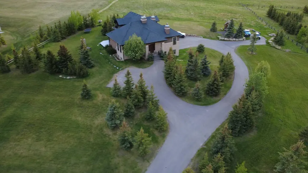 31210 Woodland Way Rural Rocky View County AB T3R1G5