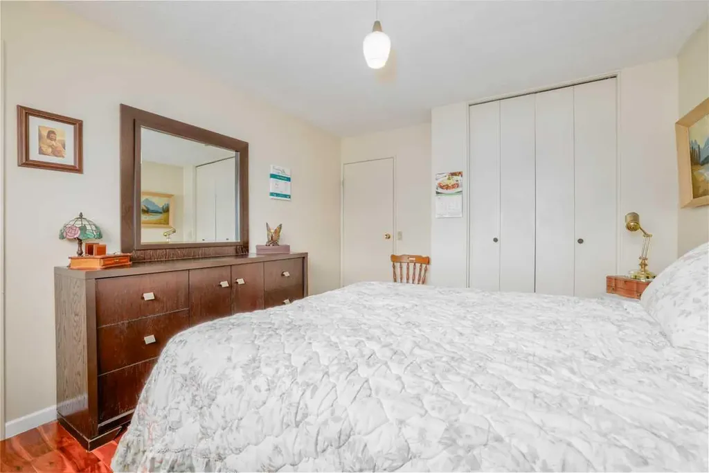 6023 Maddock Drive NE Calgary AB T2A 3W3