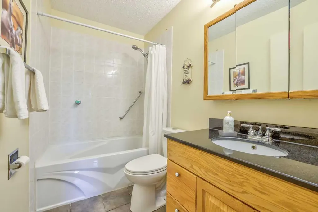 6023 Maddock Drive NE Calgary AB T2A 3W3