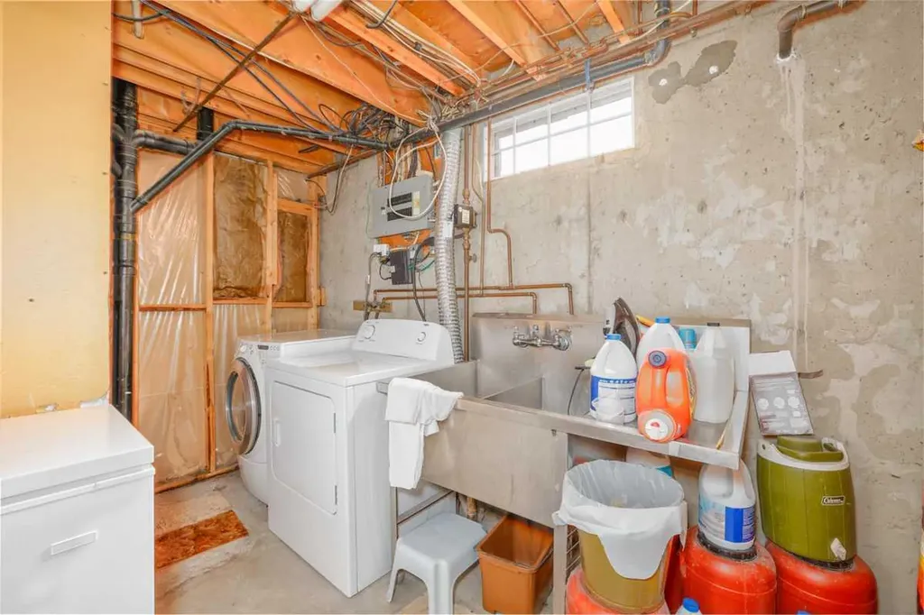 6023 Maddock Drive NE Calgary AB T2A 3W3