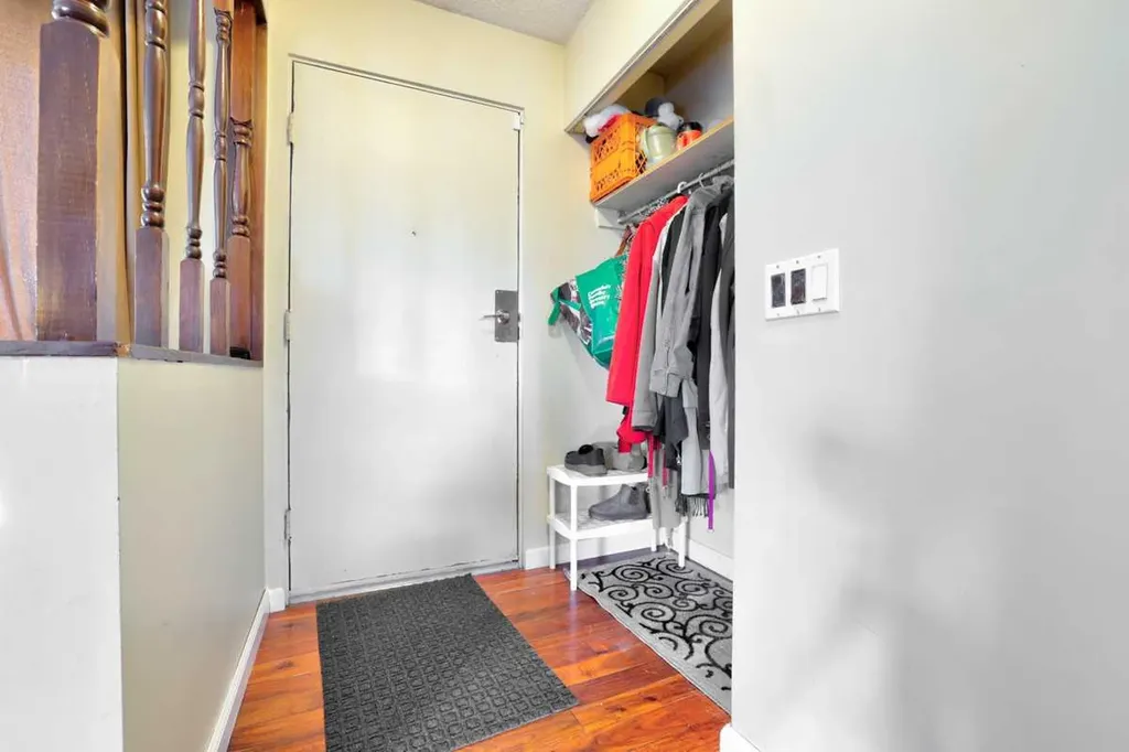6023 Maddock Drive NE Calgary AB T2A 3W3