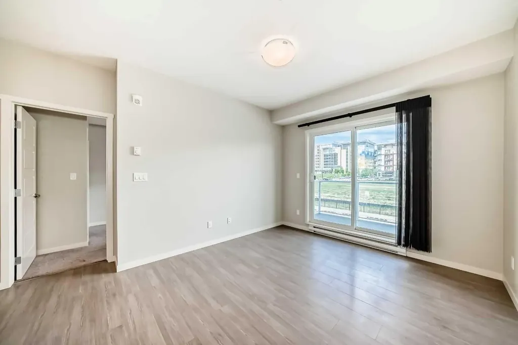 20 Seton Park SE Calgary AB T3M 2G2
