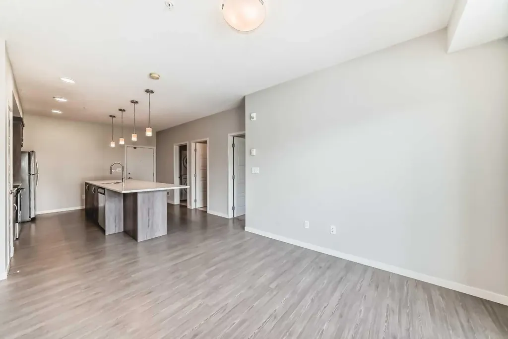 20 Seton Park SE Calgary AB T3M 2G2