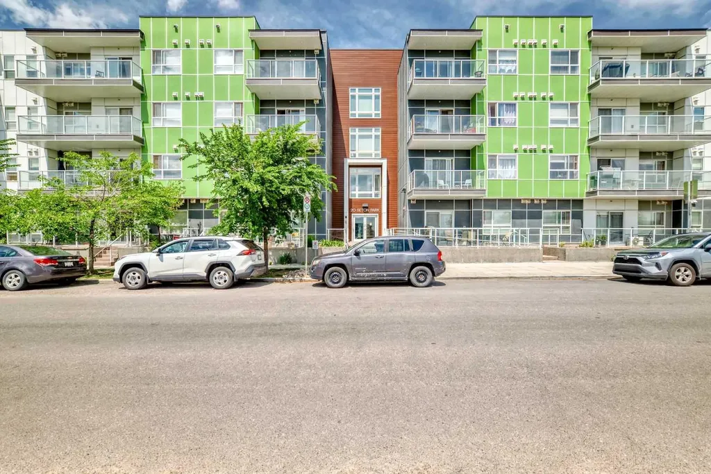 20 Seton Park SE Calgary AB T3M 2G2