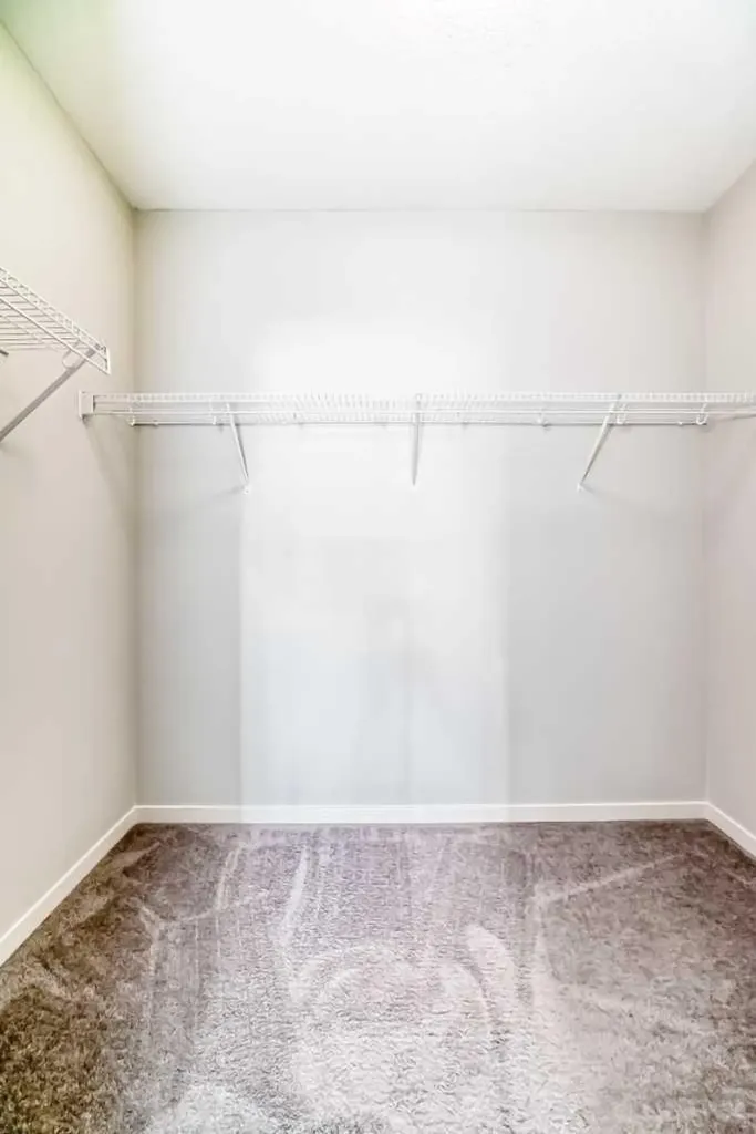 20 Seton Park SE Calgary AB T3M 2G2