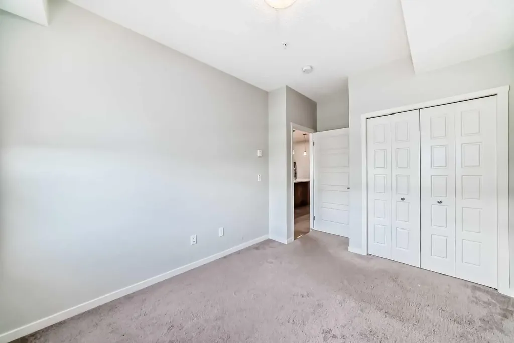 20 Seton Park SE Calgary AB T3M 2G2