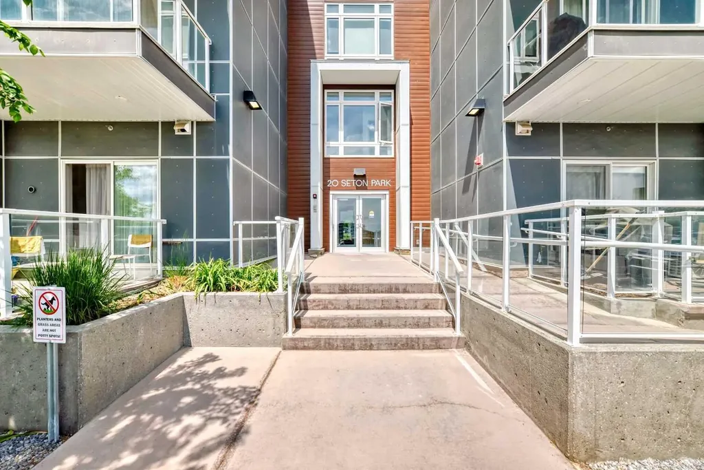 20 Seton Park SE Calgary AB T3M 2G2