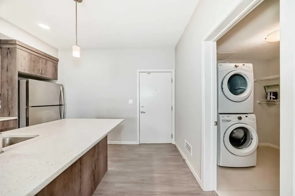 20 Seton Park SE Calgary AB T3M 2G2