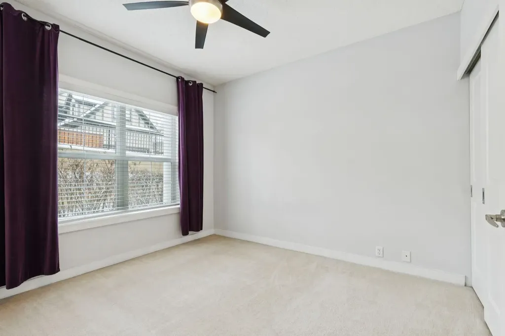 5605 Henwood Street SW Calgary AB T3E7R2