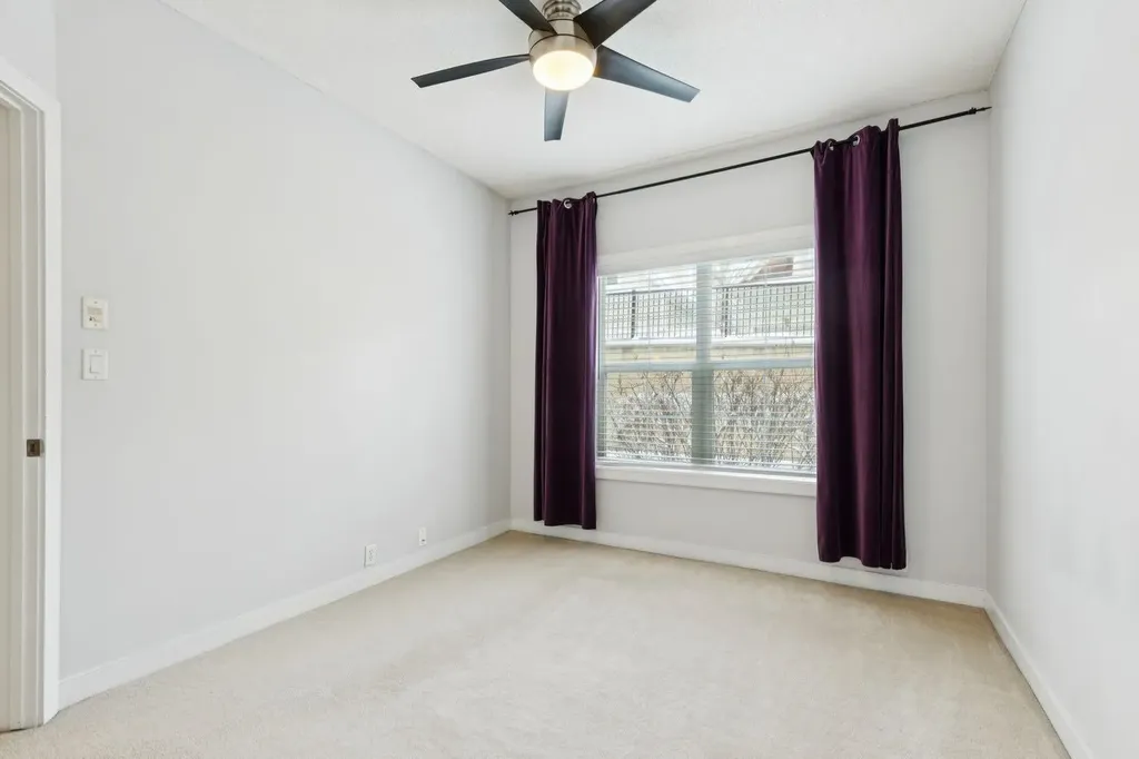 5605 Henwood Street SW Calgary AB T3E7R2