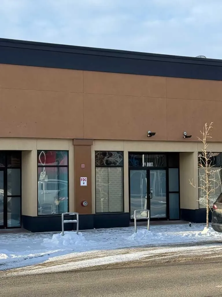 9907 100 Avenue Grande Prairie AB T8V 0V1
