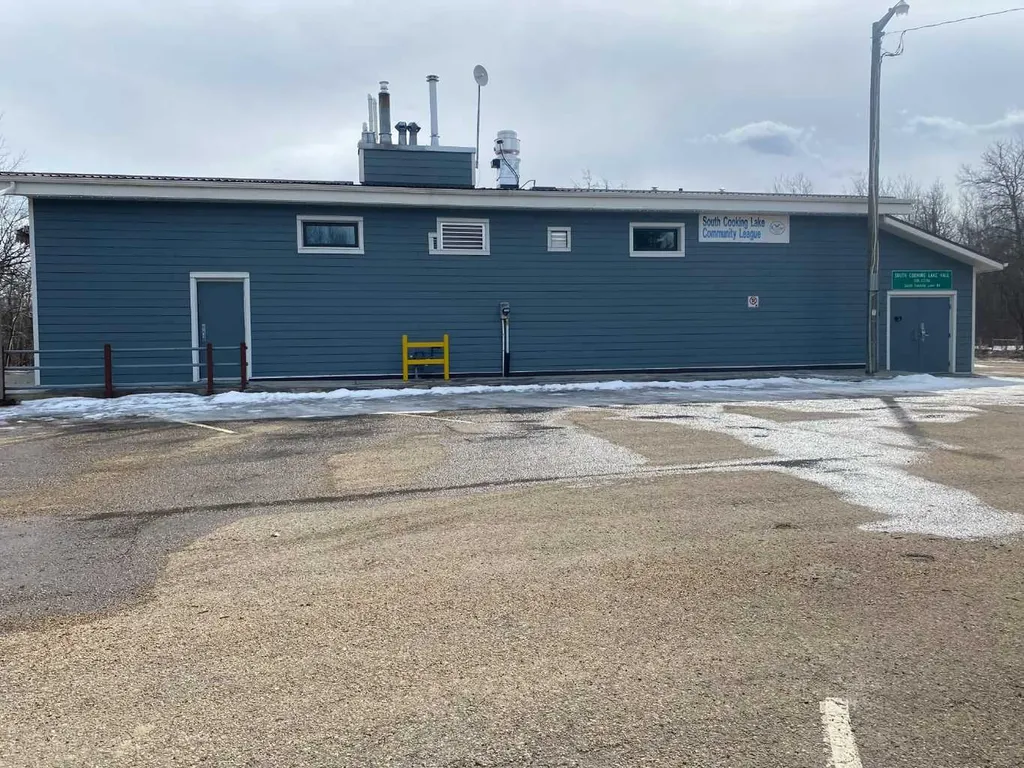 182 22106 South Cooking Lake Road Rural Strathcona County AB T8E1G9